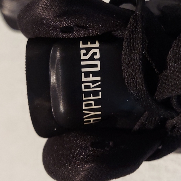 Nike hyperfuse shoes - Picture 5 of 5